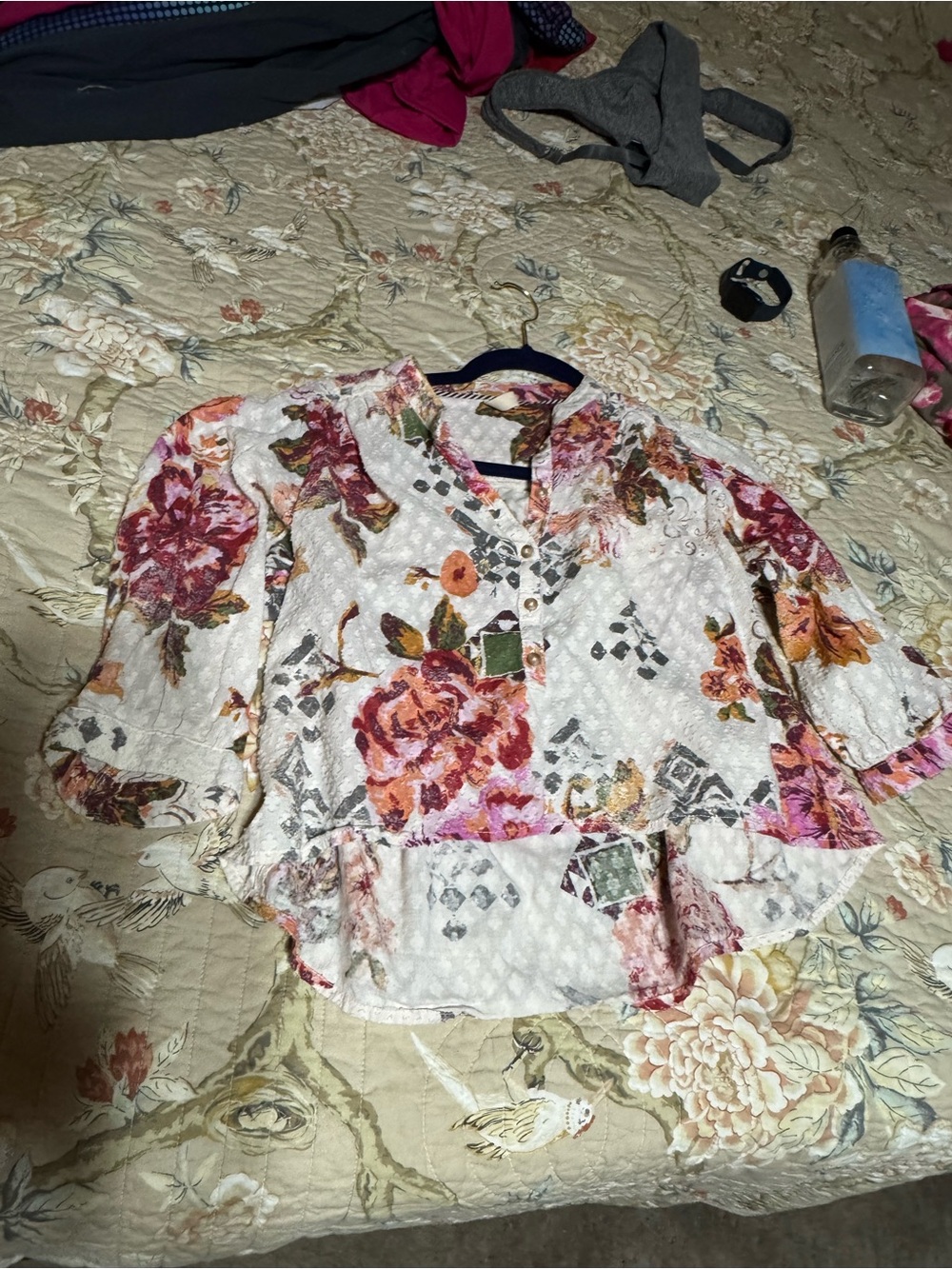 Pilcro White Floral Button-Front Blouse with Pink & Orange Roses